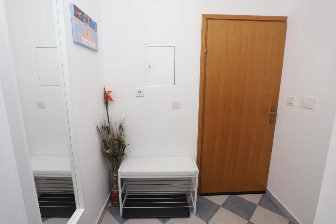 Apartment Relaxing Sea View, Okrug Gornji Exterior foto
